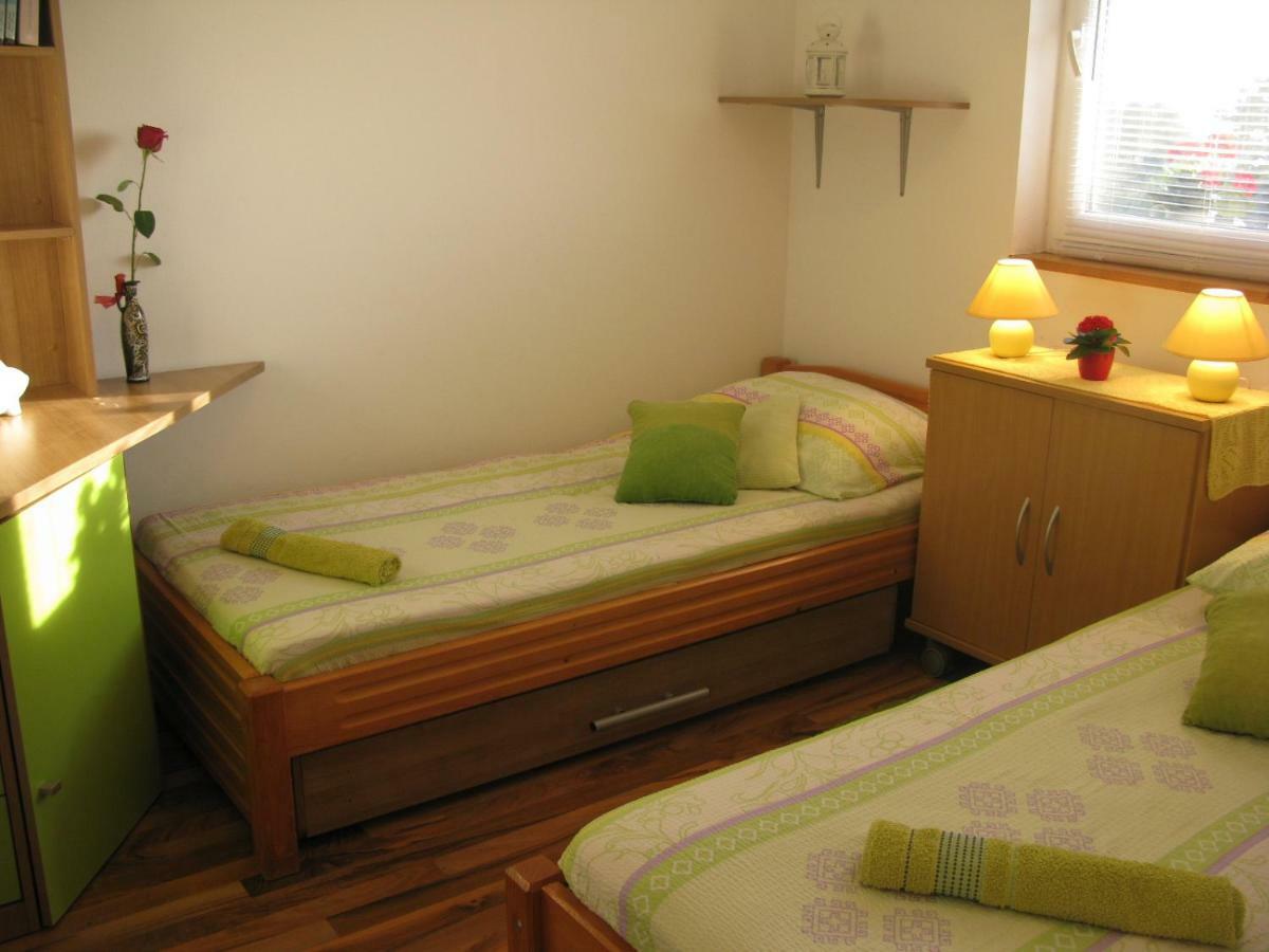 Kuca Za Odmor Tomic Villa Zára Kültér fotó